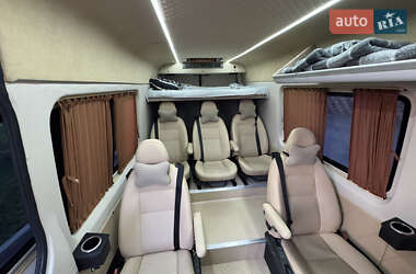 Микроавтобус Volkswagen Crafter 2012 в 