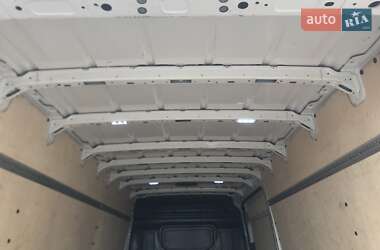 Грузовой фургон Volkswagen Crafter 2019 в 