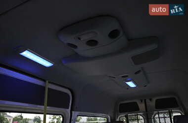 Мікроавтобус Volkswagen Crafter 2015 в 