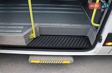 Мікроавтобус Volkswagen Crafter 2015 в 