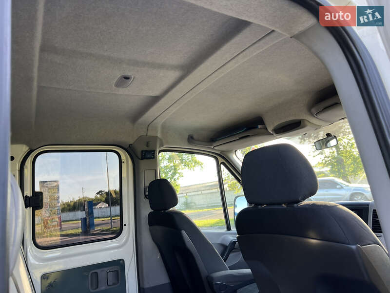 Автовоз Volkswagen Crafter 2011 в Владимире