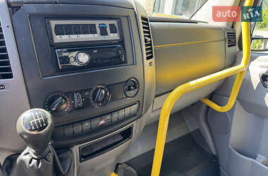 Туристический / Междугородний автобус Volkswagen Crafter 2012 в 