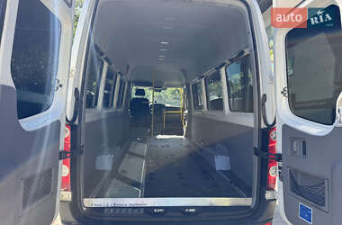 Туристический / Междугородний автобус Volkswagen Crafter 2012 в 
