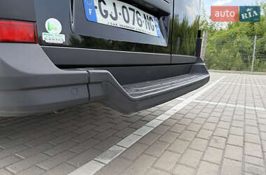 Грузовой фургон Volkswagen Crafter 2022 в 