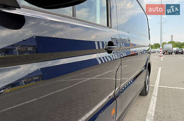Грузовой фургон Volkswagen Crafter 2022 в 