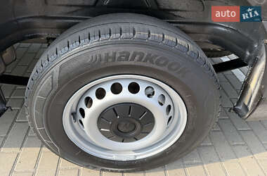 Грузовой фургон Volkswagen Crafter 2022 в 