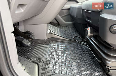 Грузовой фургон Volkswagen Crafter 2022 в 