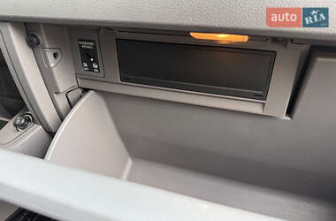 Грузовой фургон Volkswagen Crafter 2022 в 