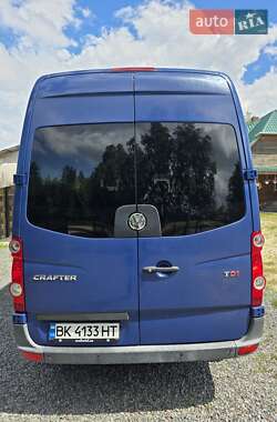 Микроавтобус Volkswagen Crafter 2012 в 
