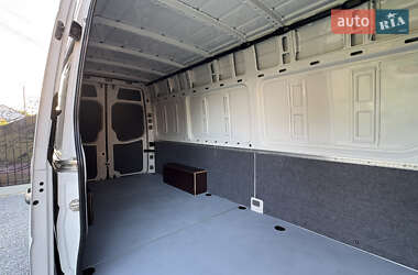 Грузовой фургон Volkswagen Crafter 2016 в 
