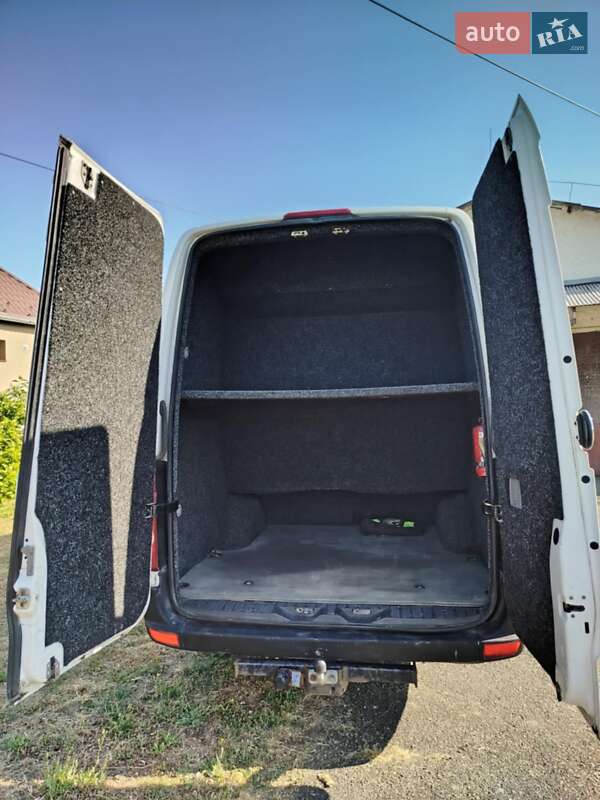 Микроавтобус Volkswagen Crafter 2012 в Мукачево