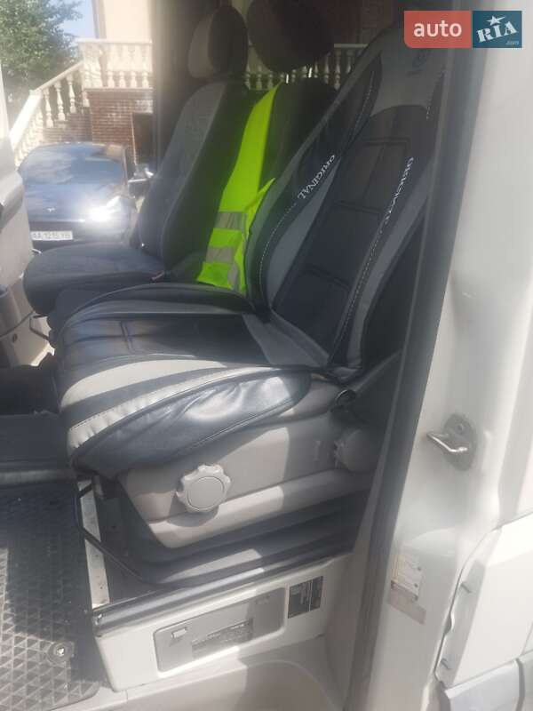 Мікроавтобус Volkswagen Crafter 2009 в Чернівцях