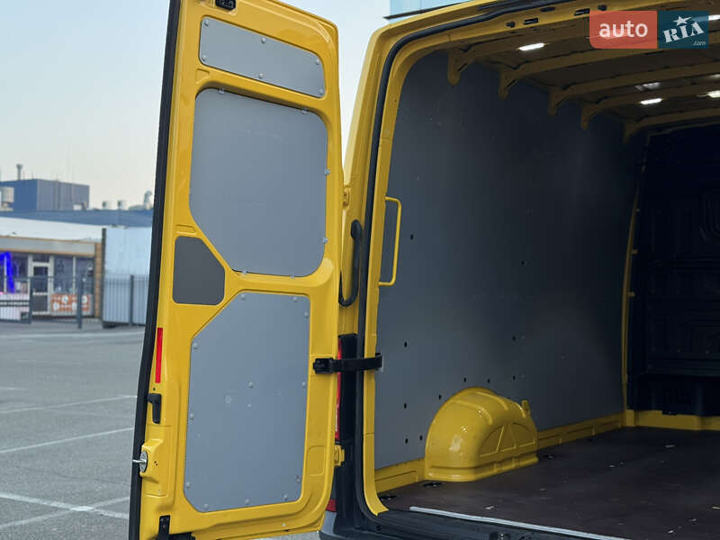 Вантажний фургон Volkswagen Crafter 2018 в Києві