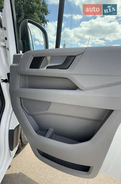 Вантажний фургон Volkswagen Crafter 2020 в 