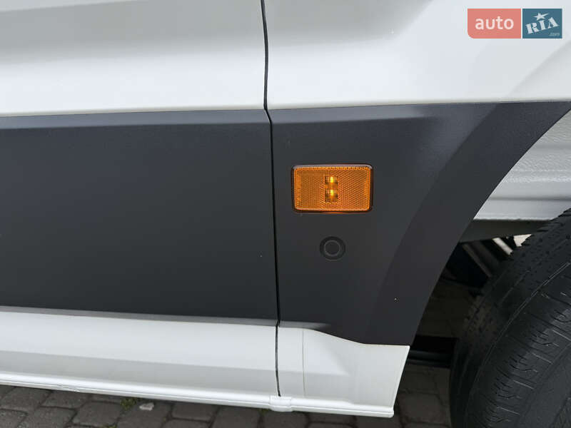 Грузовой фургон Volkswagen Crafter 2021 в Киеве