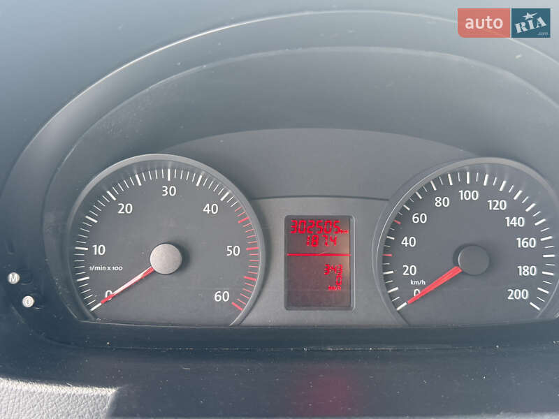 Туристический / Междугородний автобус Volkswagen Crafter 2009 в Староконстантинове