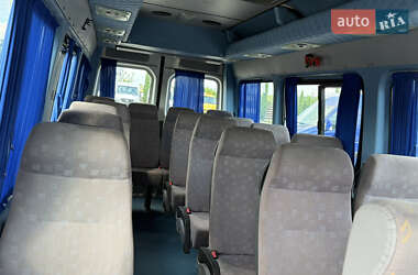Туристичний / Міжміський автобус Volkswagen Crafter 2009 в 