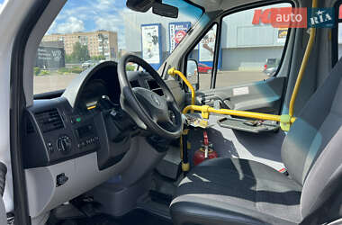 Пригородный автобус Volkswagen Crafter 2016 в 