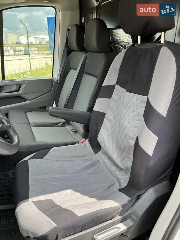 Грузовой фургон Volkswagen Crafter 2019 в Киеве