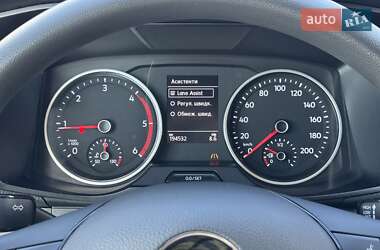 Грузопассажирский фургон Volkswagen Crafter 2021 в 