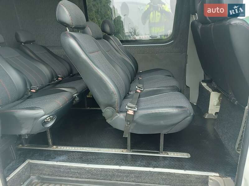 Грузопассажирский фургон Volkswagen Crafter 2007 в Львове