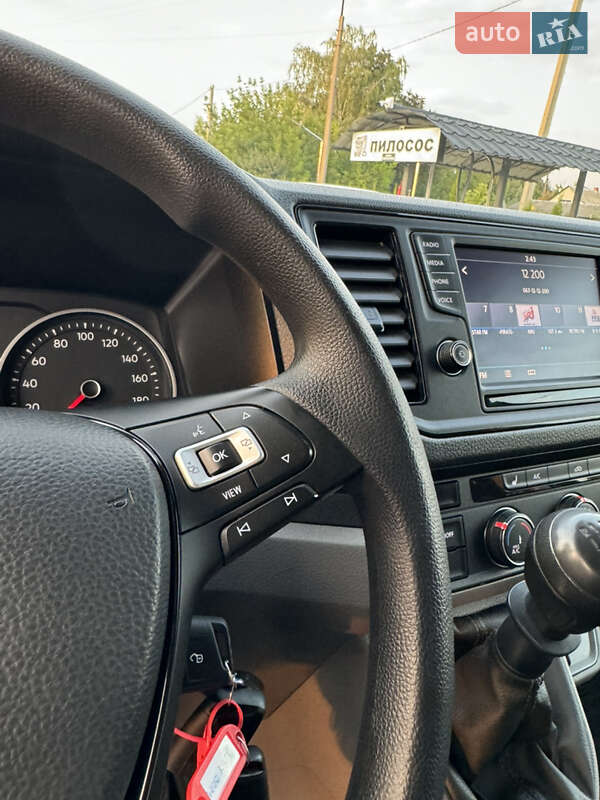 Грузовой фургон Volkswagen Crafter 2019 в Почаеве