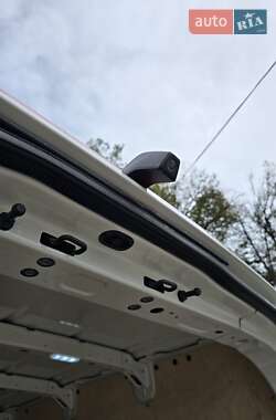 Грузовой фургон Volkswagen Crafter 2020 в 