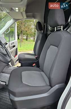 Грузовой фургон Volkswagen Crafter 2020 в 
