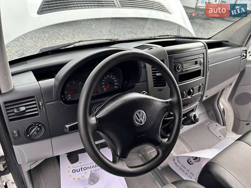 Тентованый Volkswagen Crafter 2015 в Ровно
