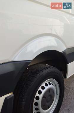Грузовой фургон Volkswagen Crafter 2011 в 