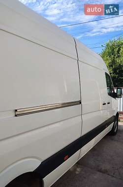 Грузовой фургон Volkswagen Crafter 2011 в 
