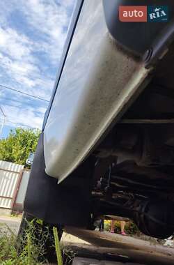 Грузовой фургон Volkswagen Crafter 2011 в 