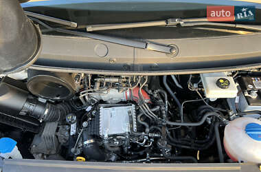 Грузовой фургон Volkswagen Crafter 2021 в 