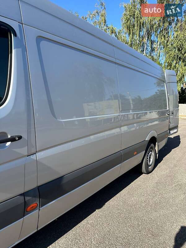 Грузовой фургон Volkswagen Crafter 2015 в Первомайске