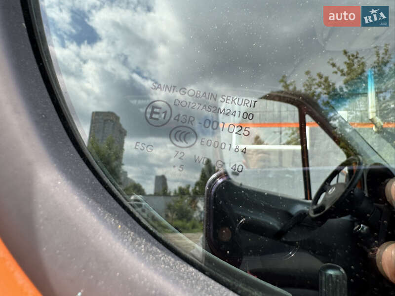 Евакуатор Volkswagen Crafter 2015 в Києві фото 26 Евакуатор Volkswagen Crafter 2015 в Києві