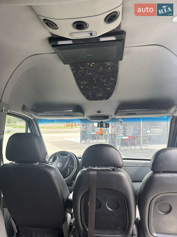 Грузопассажирский фургон Volkswagen Crafter 2009 в Луцке