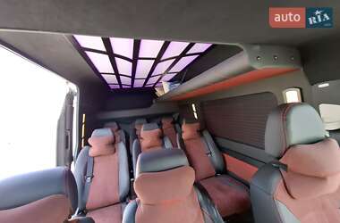Грузопассажирский фургон Volkswagen Crafter 2019 в 