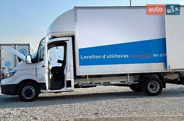 Грузовой фургон Volkswagen Crafter 2022 в 