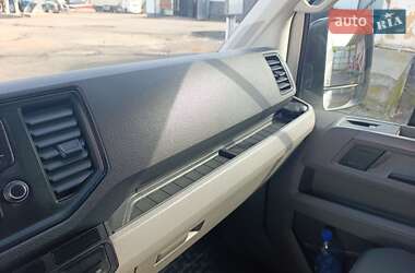 Вантажний фургон Volkswagen Crafter 2019 в  фото 87 Вантажний фургон Volkswagen Crafter 2019 в