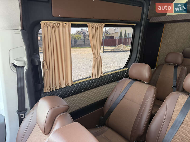 Микроавтобус Volkswagen Crafter 2018 в Стрые фото 36 Микроавтобус Volkswagen Crafter 2018 в Стрые