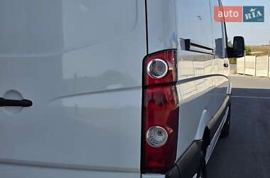 Грузовой фургон Volkswagen Crafter 2016 в 