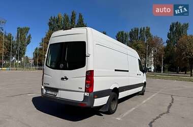 Грузовой фургон Volkswagen Crafter 2015 в 