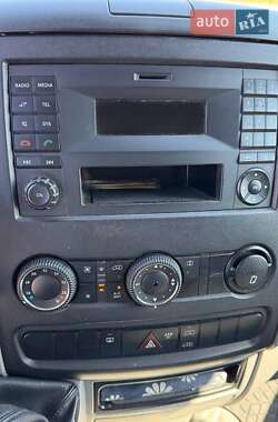 Грузовой фургон Volkswagen Crafter 2015 в 