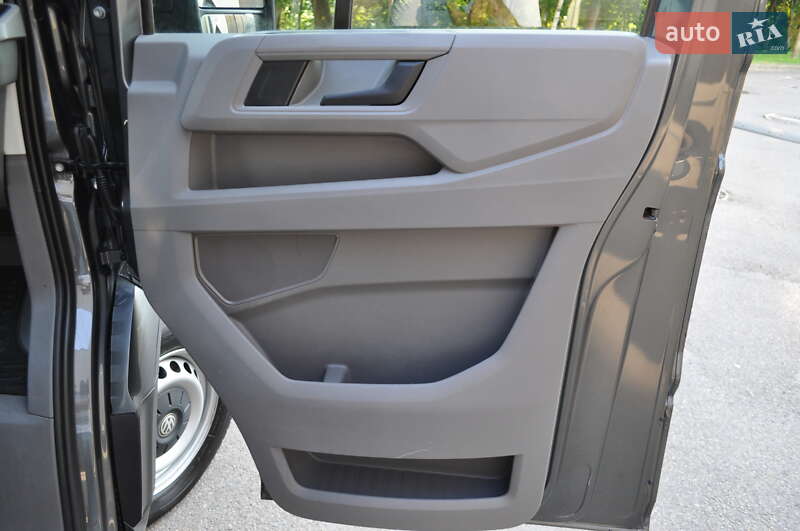 Грузовой фургон Volkswagen Crafter 2020 в Киеве