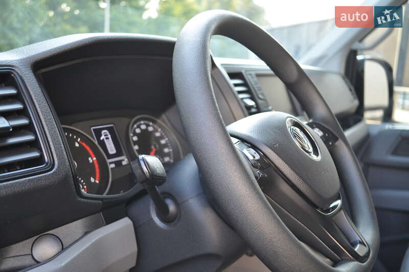 Грузовой фургон Volkswagen Crafter 2020 в Киеве
