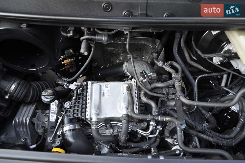 Грузовой фургон Volkswagen Crafter 2020 в Киеве
