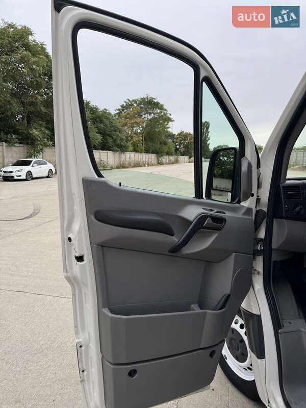 Микроавтобус Volkswagen Crafter 2015 в Одессе