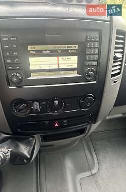 Грузовой фургон Volkswagen Crafter 2009 в 