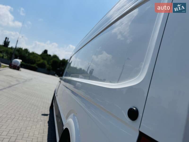 Грузовой фургон Volkswagen Crafter 2018 в Днепре