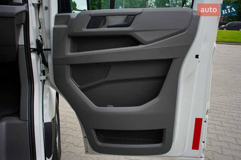 Грузовой фургон Volkswagen Crafter 2018 в Житомире
